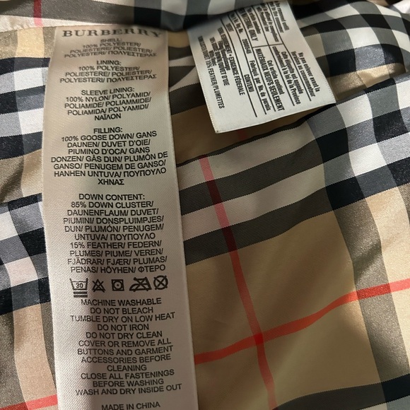 Burberry Orange Puffer Jacket - Picture 4 of 4